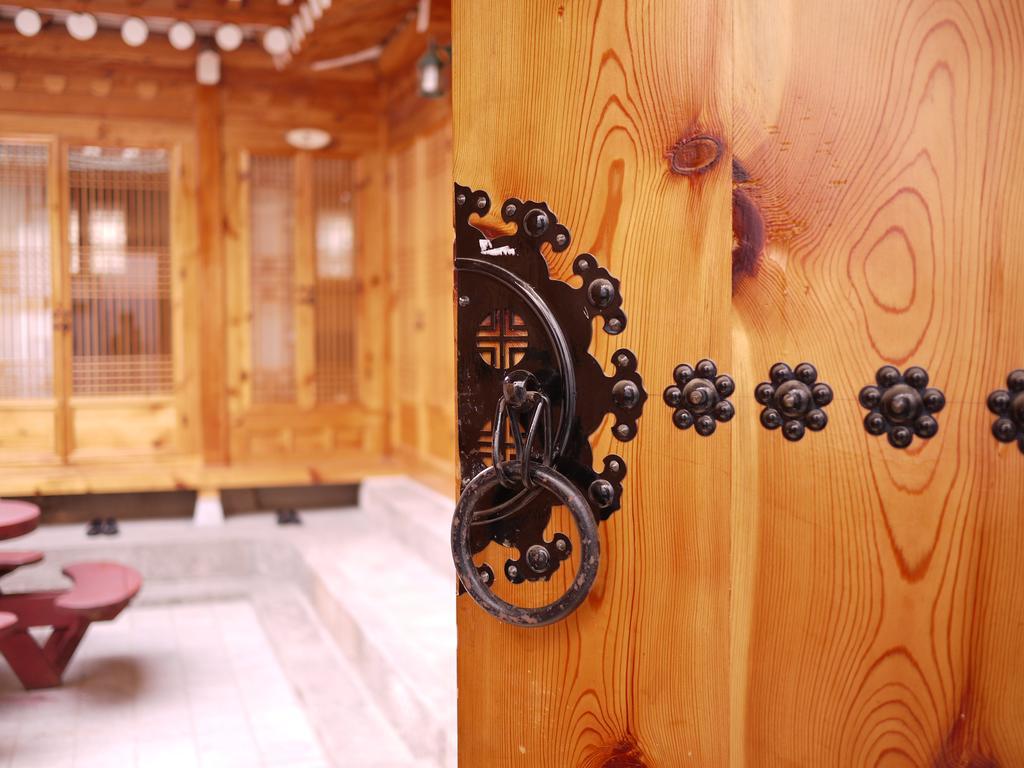 Haemil Hanok Guesthouse Сеул Екстериор снимка